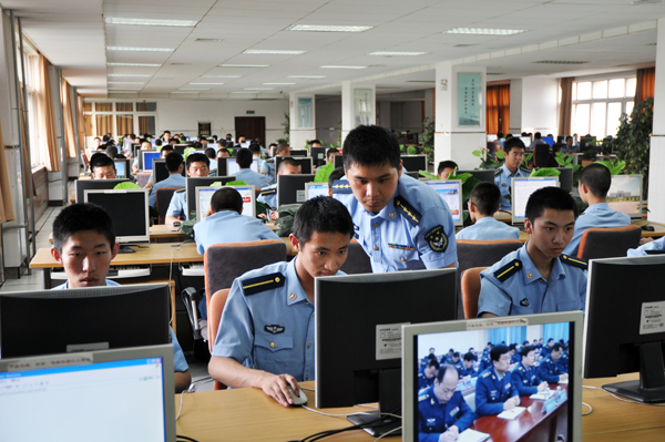 空軍工程大學